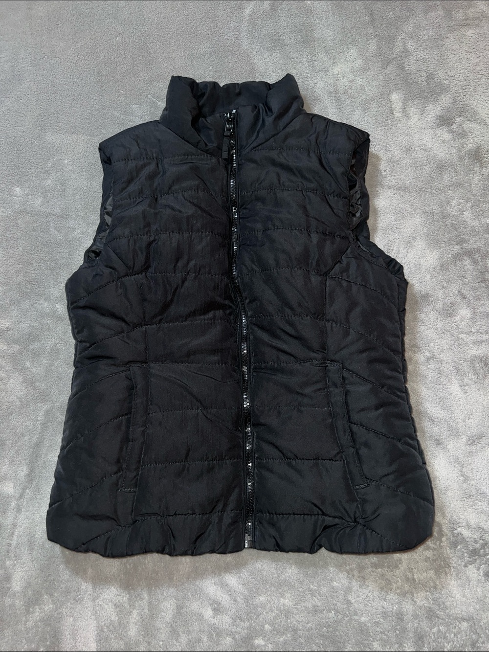 Aeropostale Black Quilted Sleeveless Puffer Vest
